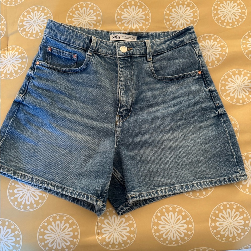 Zara Blue Jean Shorts Classic Cut-Off Style